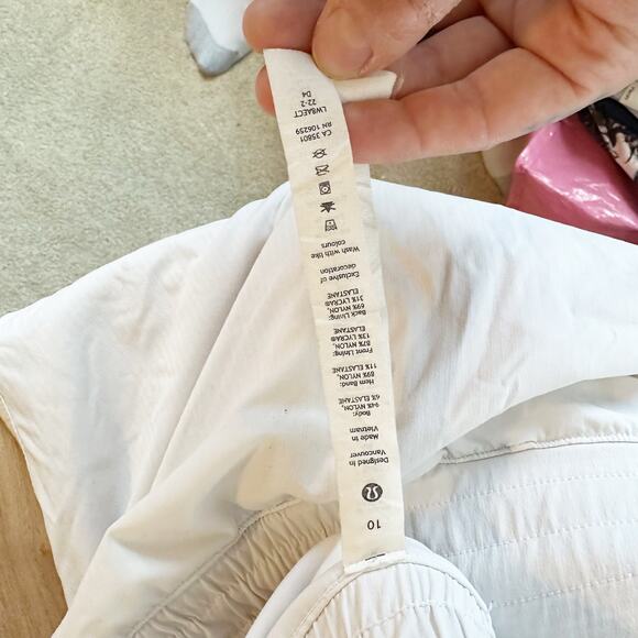 Lululemon Hotty Hot High Rise Skirt Long White sz 10 - Picture 10 of 10